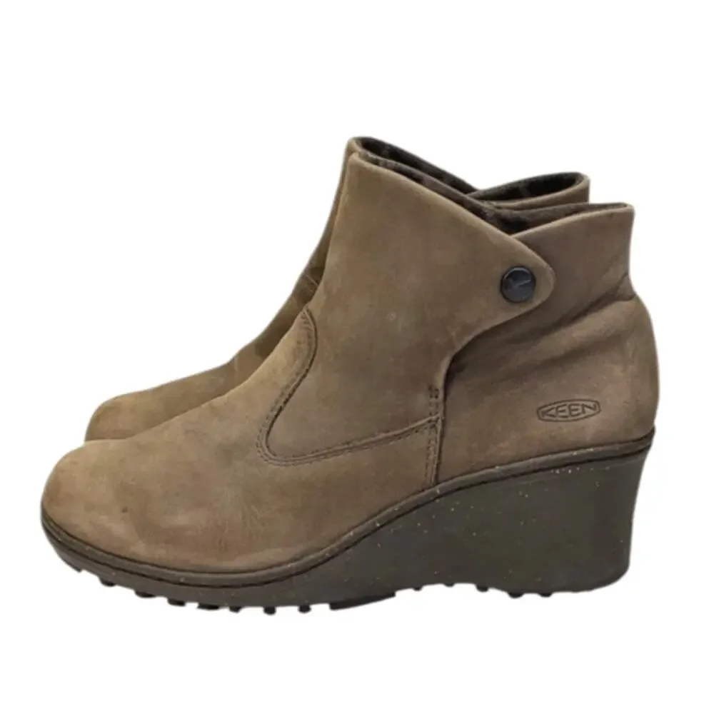 Keen Akita Wedge Boots Size 38.5/ 8 US GUC $145   S3719